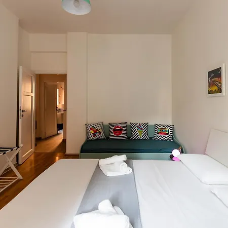 Cappuccino Pop, Metro A Apartmán